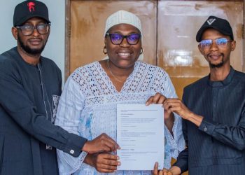 Cinéma guinéen : VIZOORI Production et la RTG signent un partenariat stratégique pour la diffusion de séries