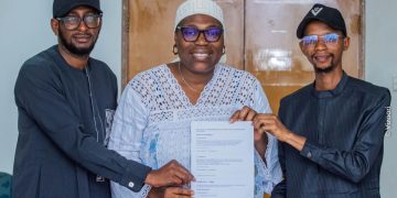 Cinéma guinéen : VIZOORI Production et la RTG signent un partenariat stratégique pour la diffusion de séries